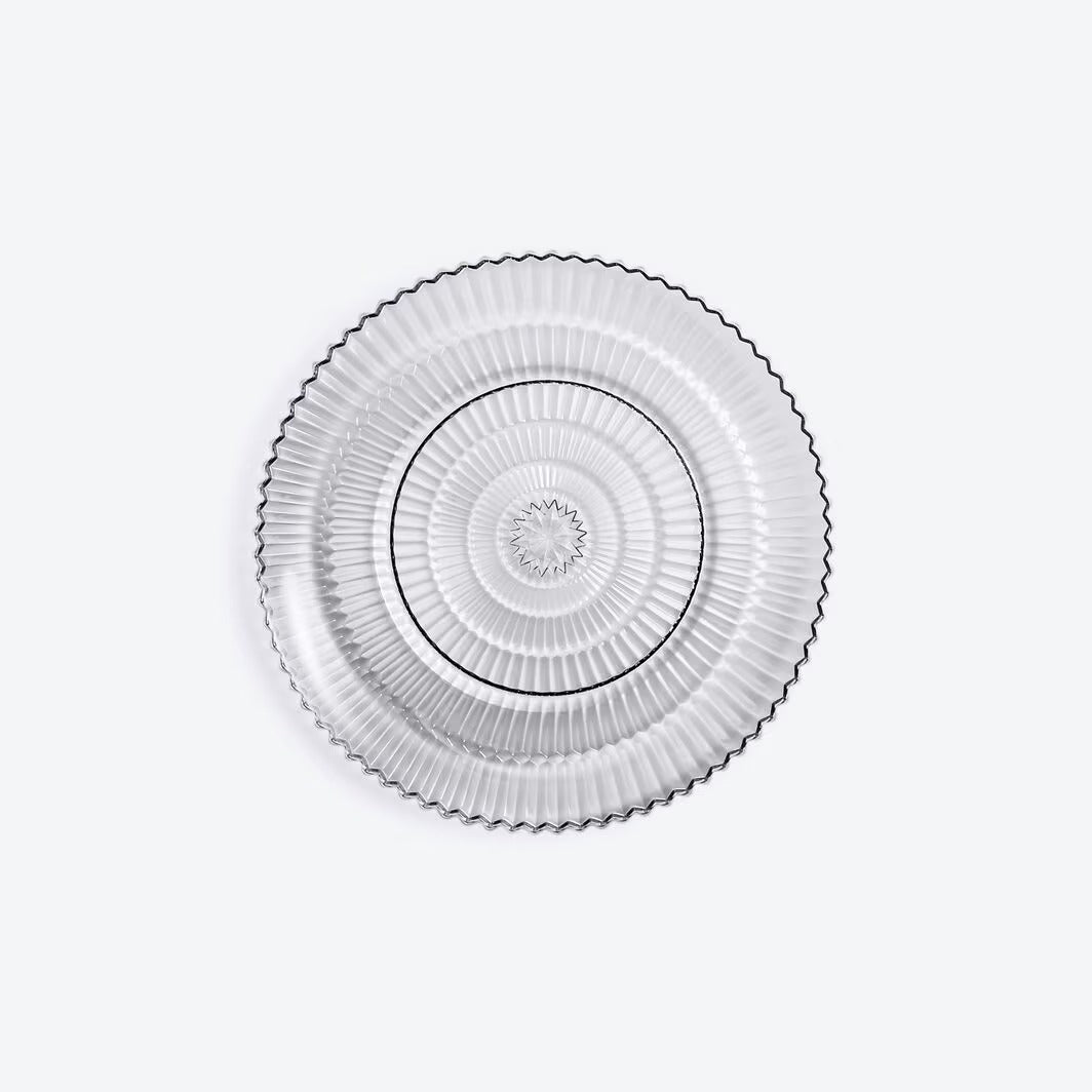 Glass-textured dinner plate